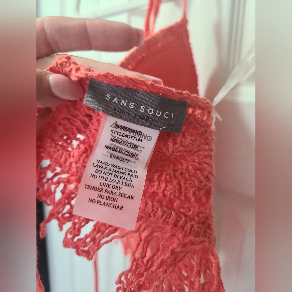 Sans Souci Red Crochet Halter Crop Top - Picture 4 of 4